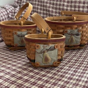 Boyds Collection Gen-yoo-wine, Handmade, Camryn’s Pear Patch Basket Set-S, M, L